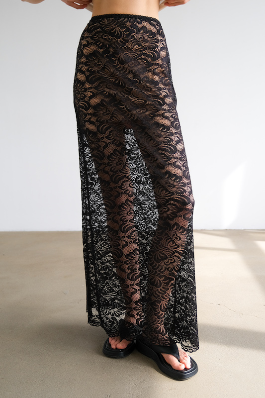 Юбка из кружева