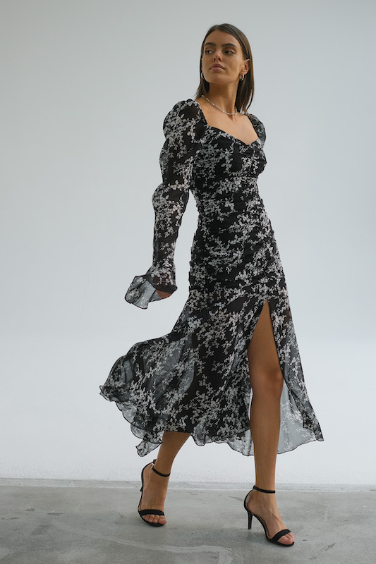 Платье из шифона