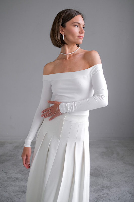 Топ с открытыми плечами