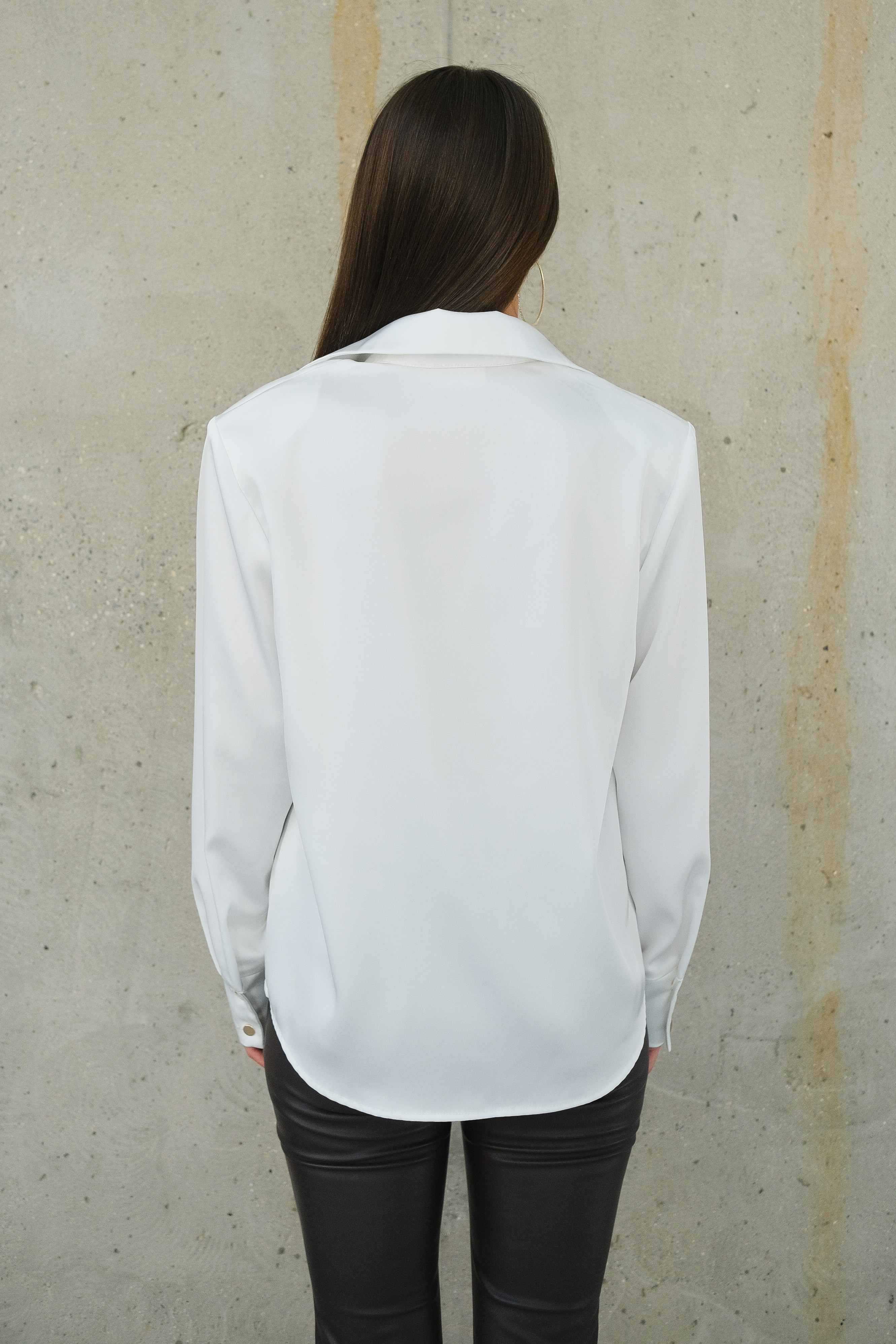 Блуза белая