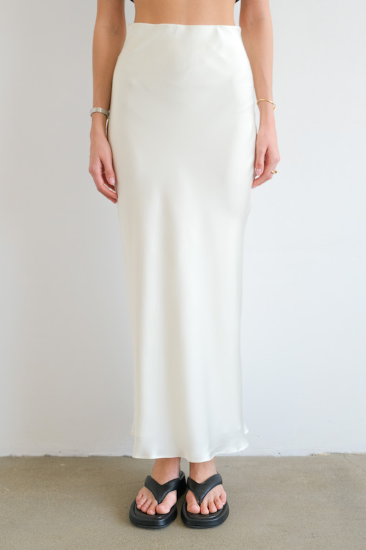 Юбка молочная макси