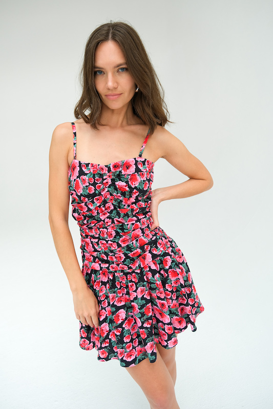 Платье мини на бретелях