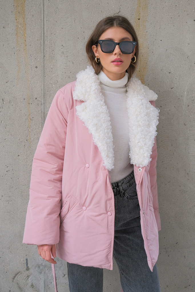 Пуховик с мехом короткий 