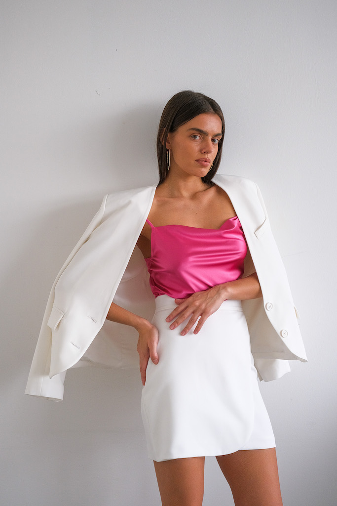 Топ на бретелях атласный