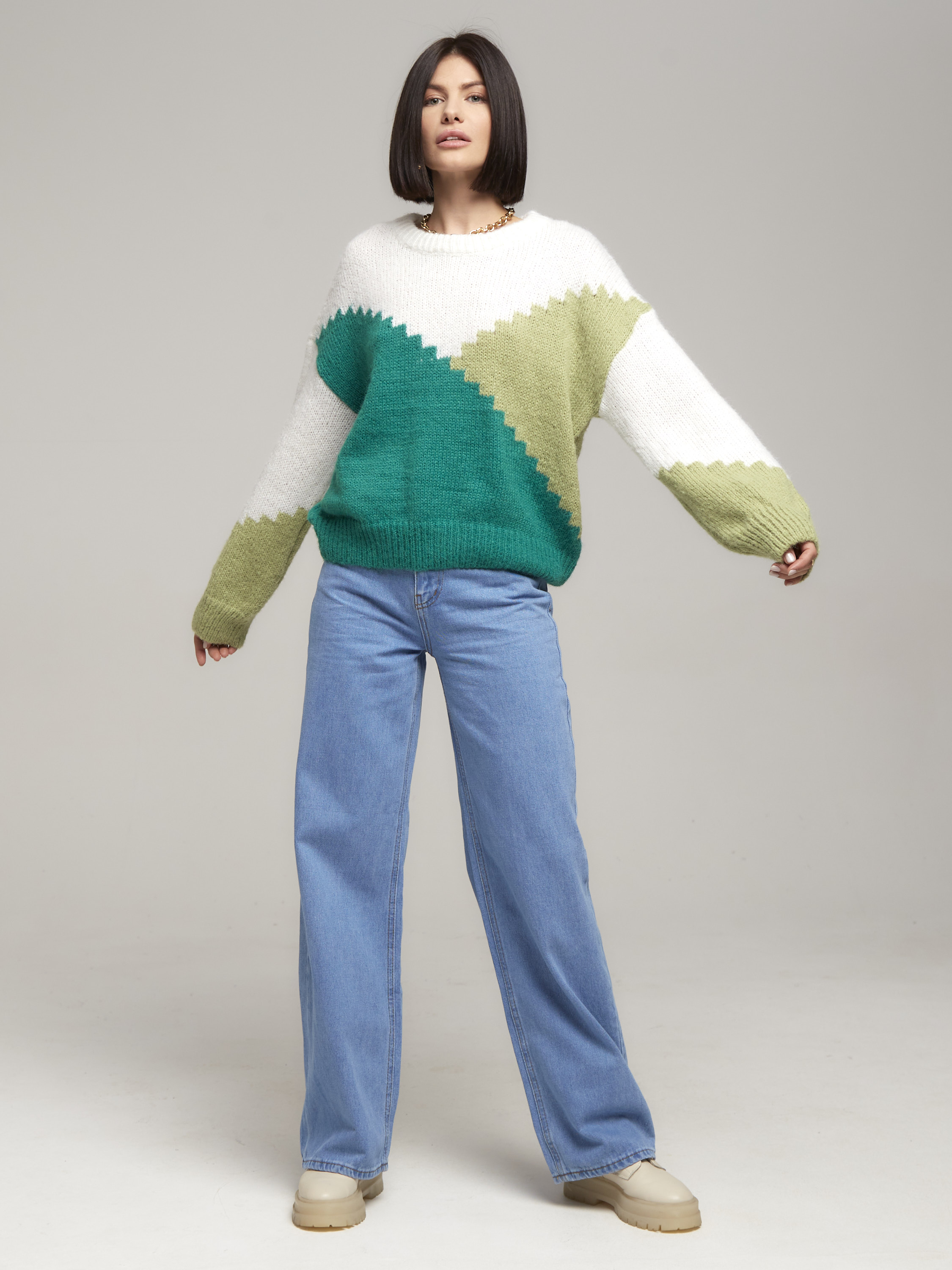 Джемпер с узором ромб