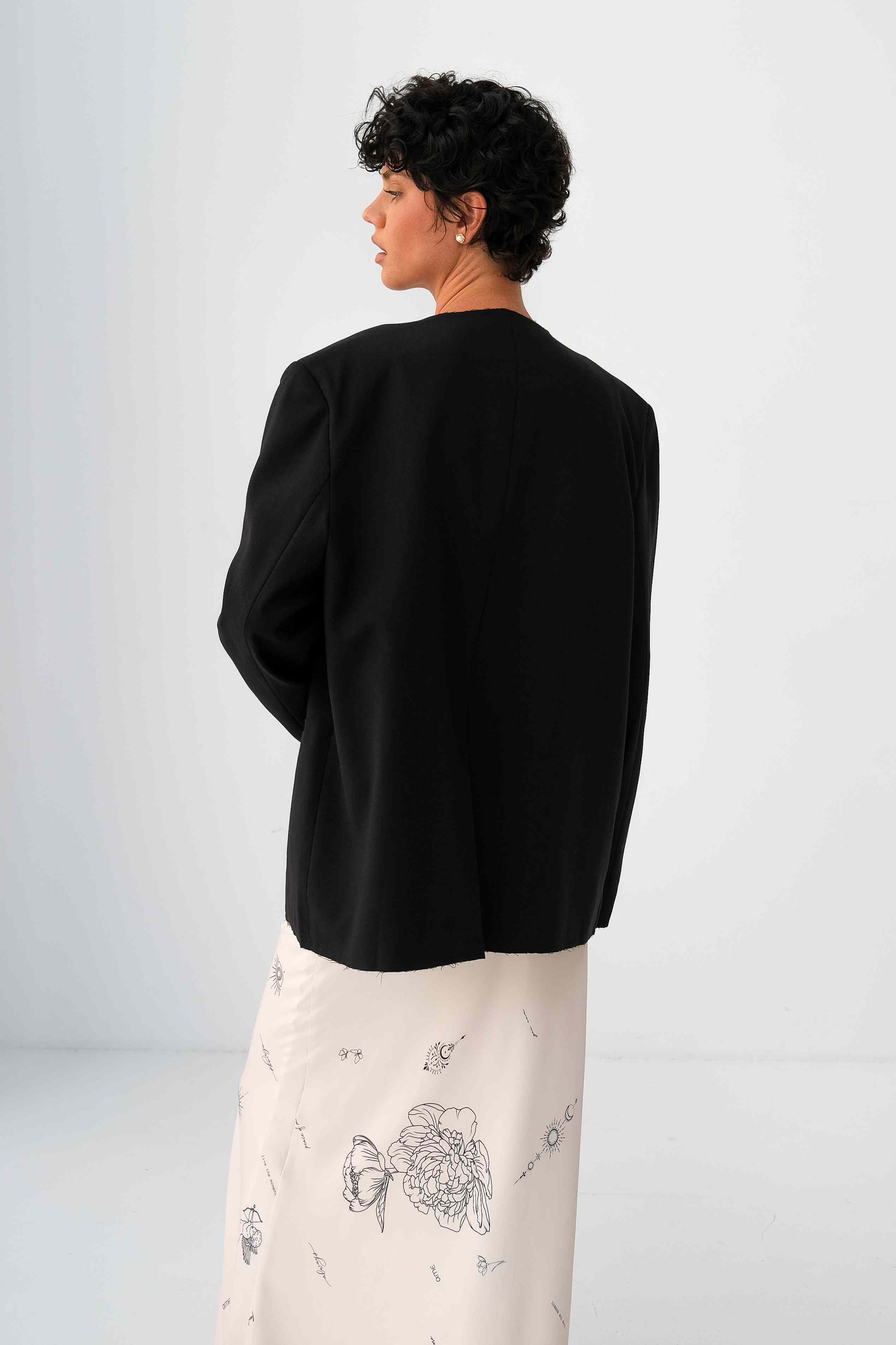 Жакет с необработанным краем