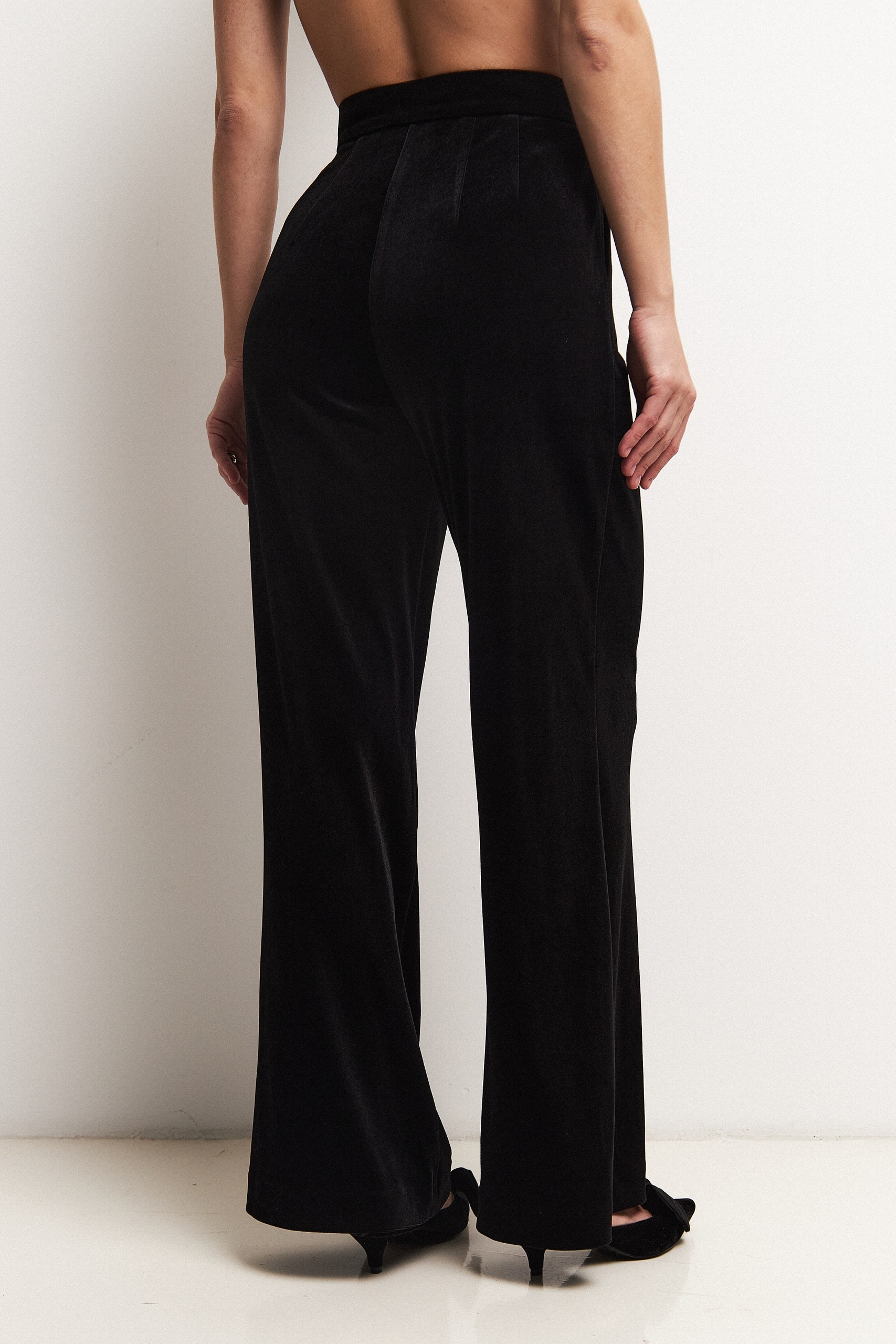 Брюки бархатные