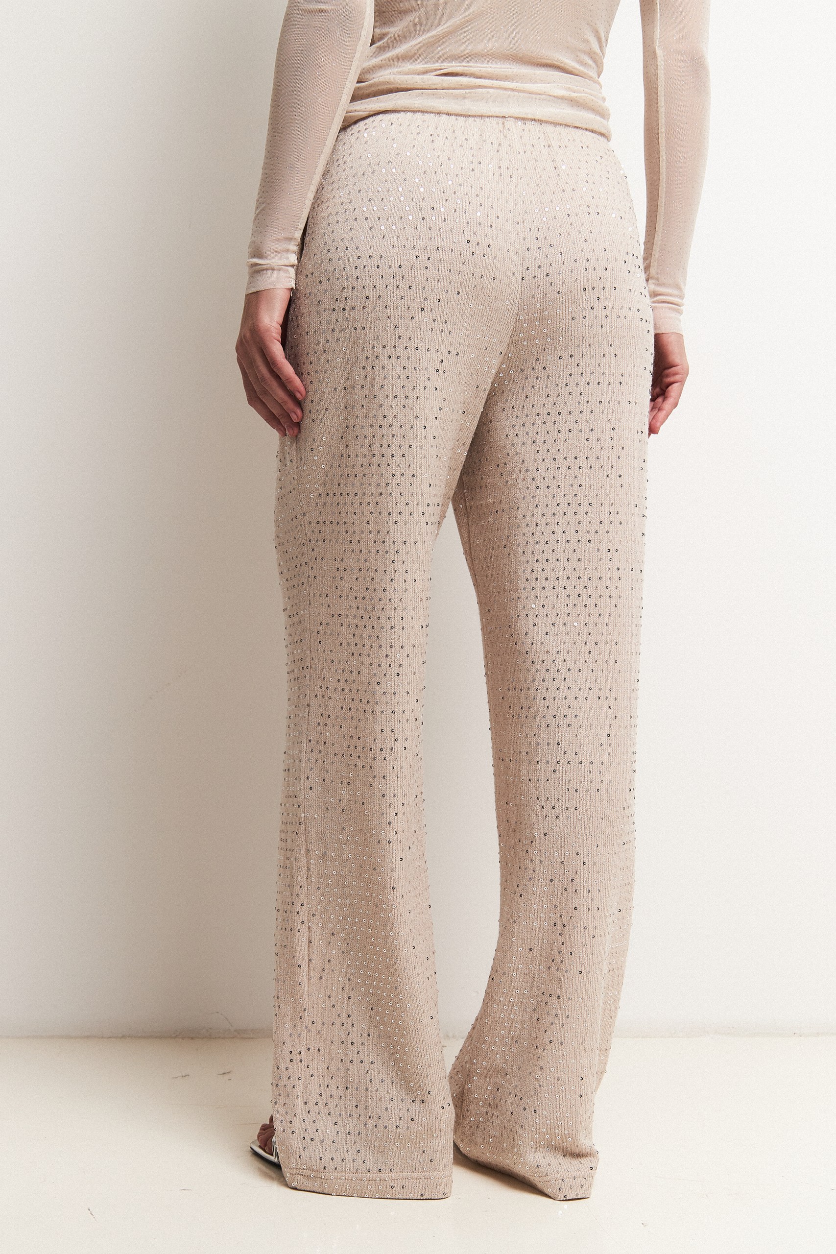 Брюки с пайетками