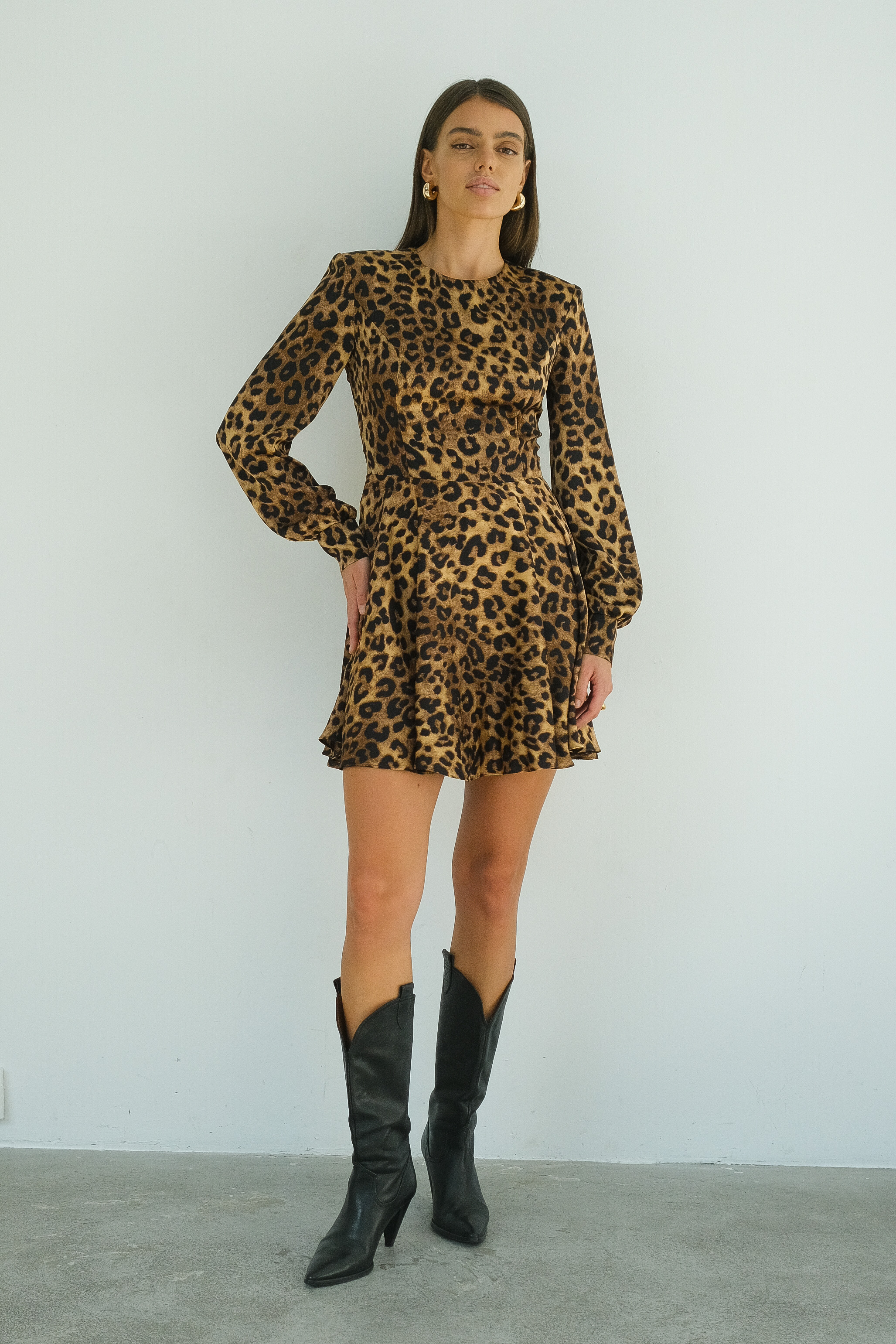 Платье мини леопардовое