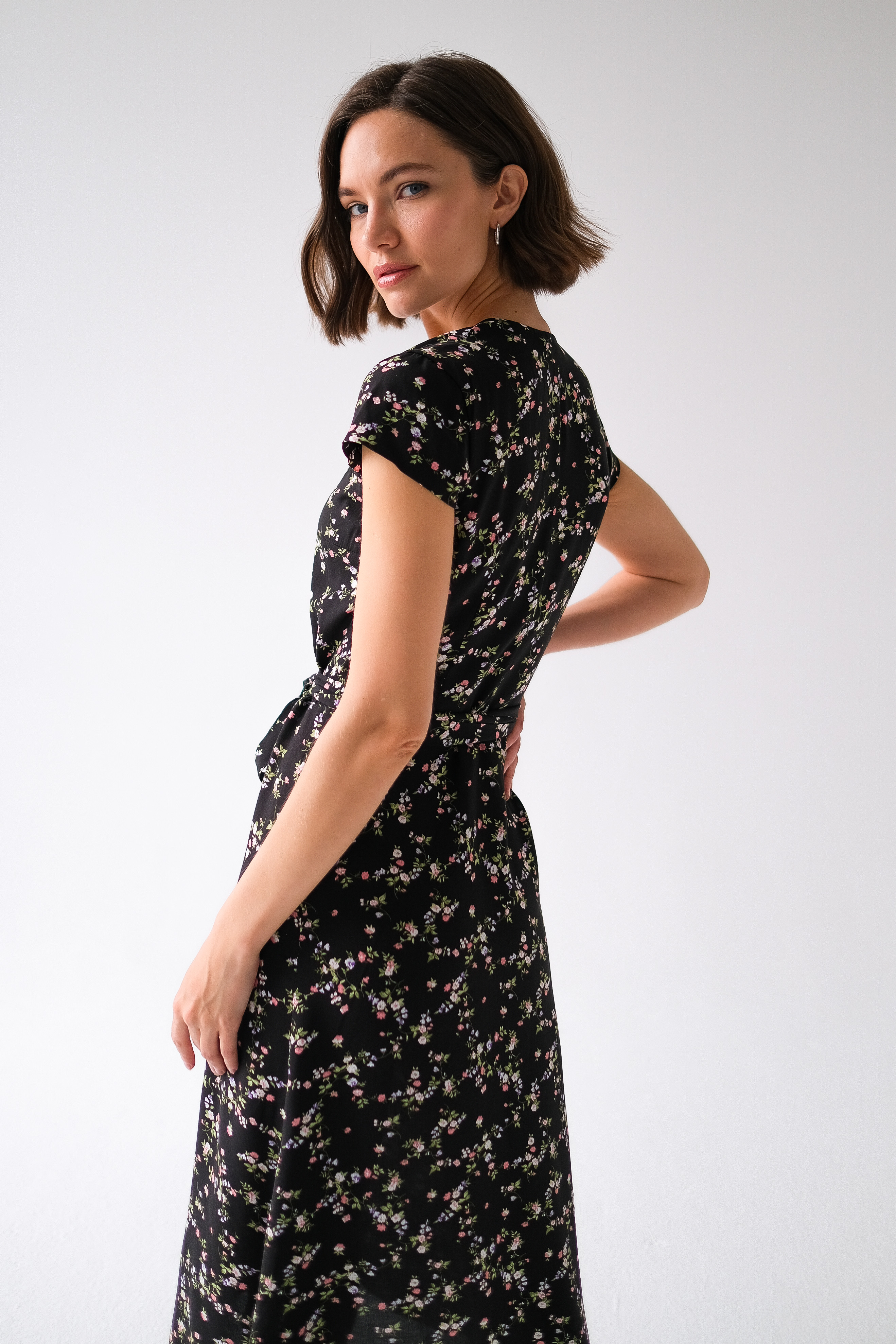 Платье запах в мелкий цветочек