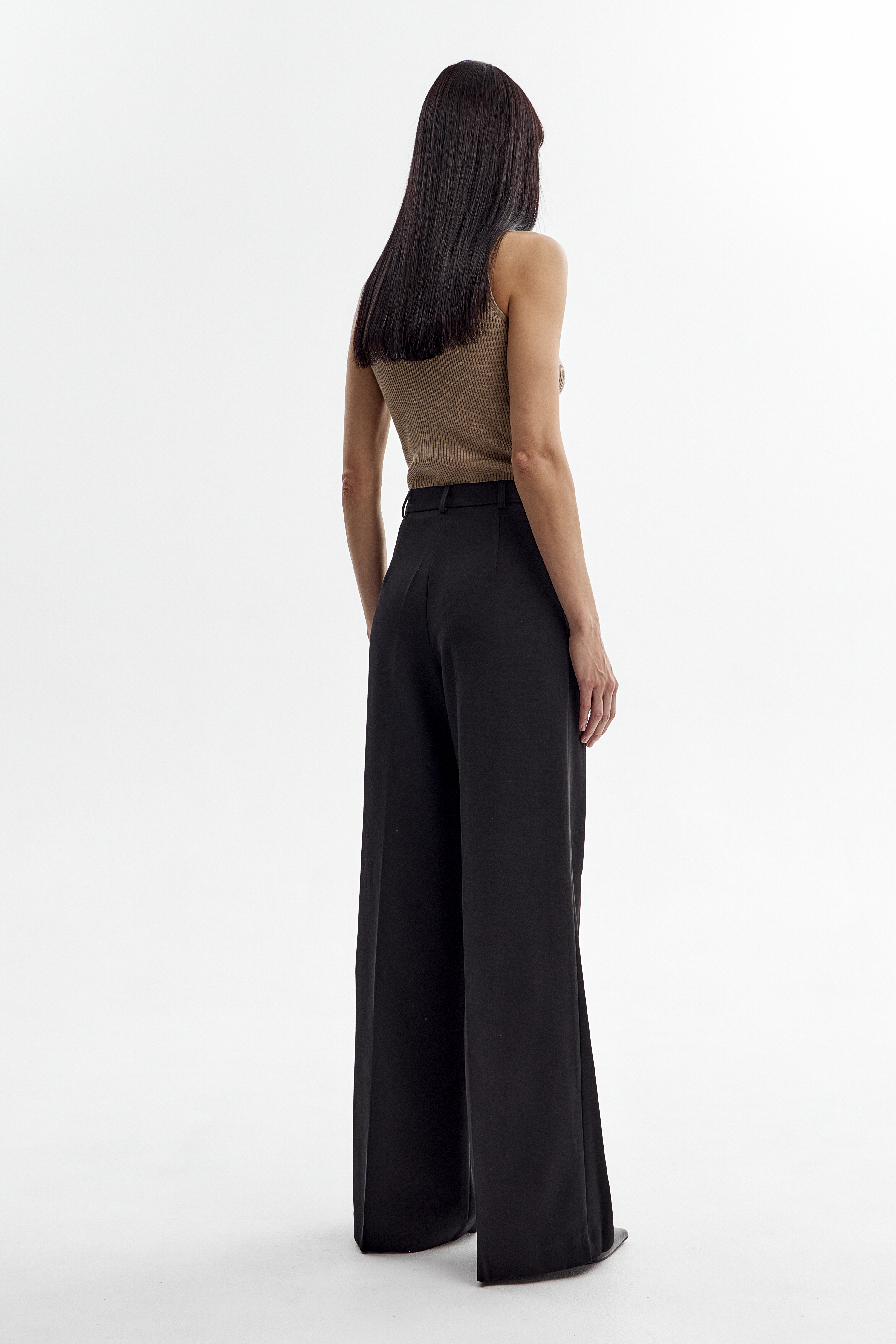 Брюки со стрелками