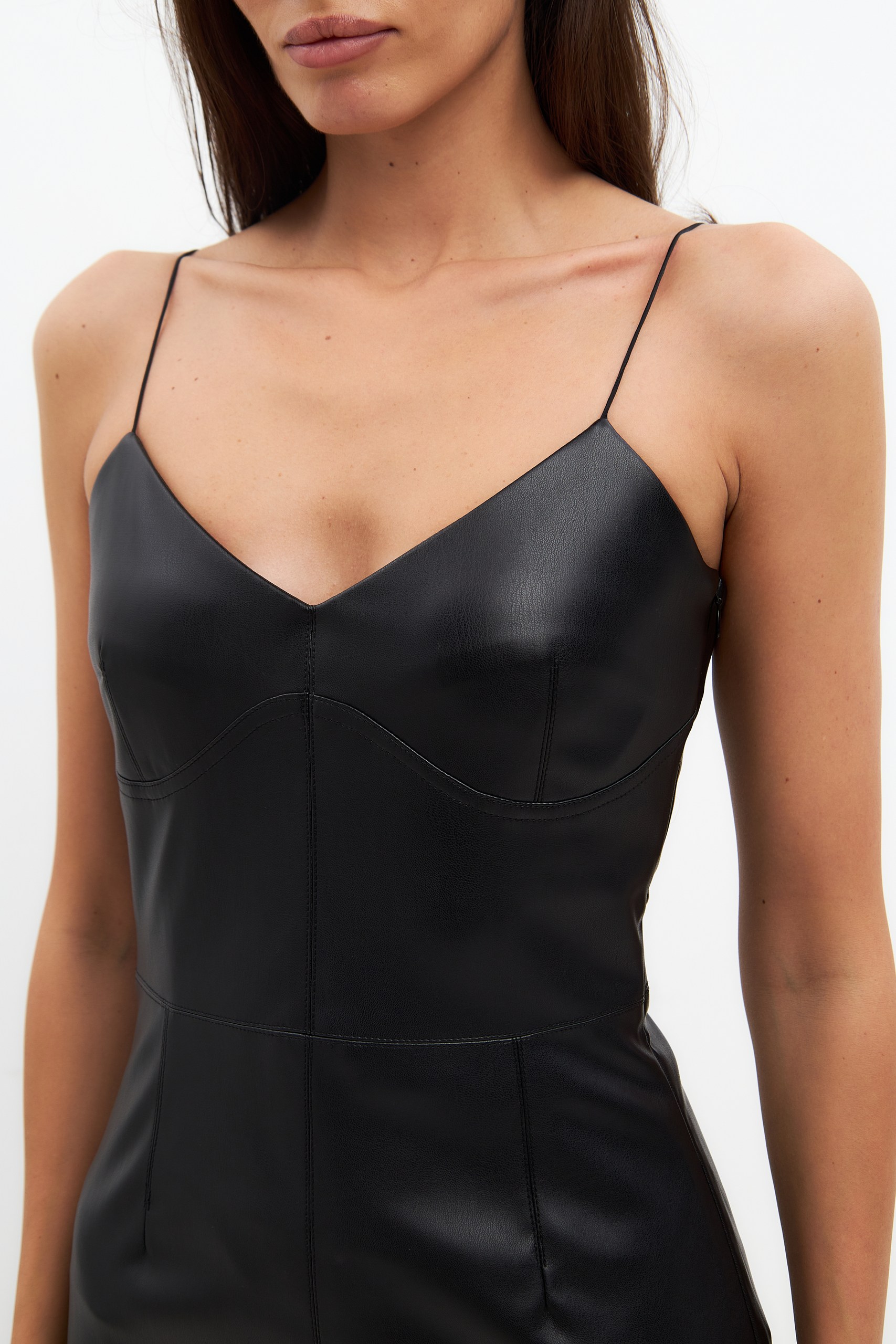 Платье мини из эко кожи 