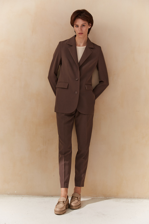 Жакет коричневый