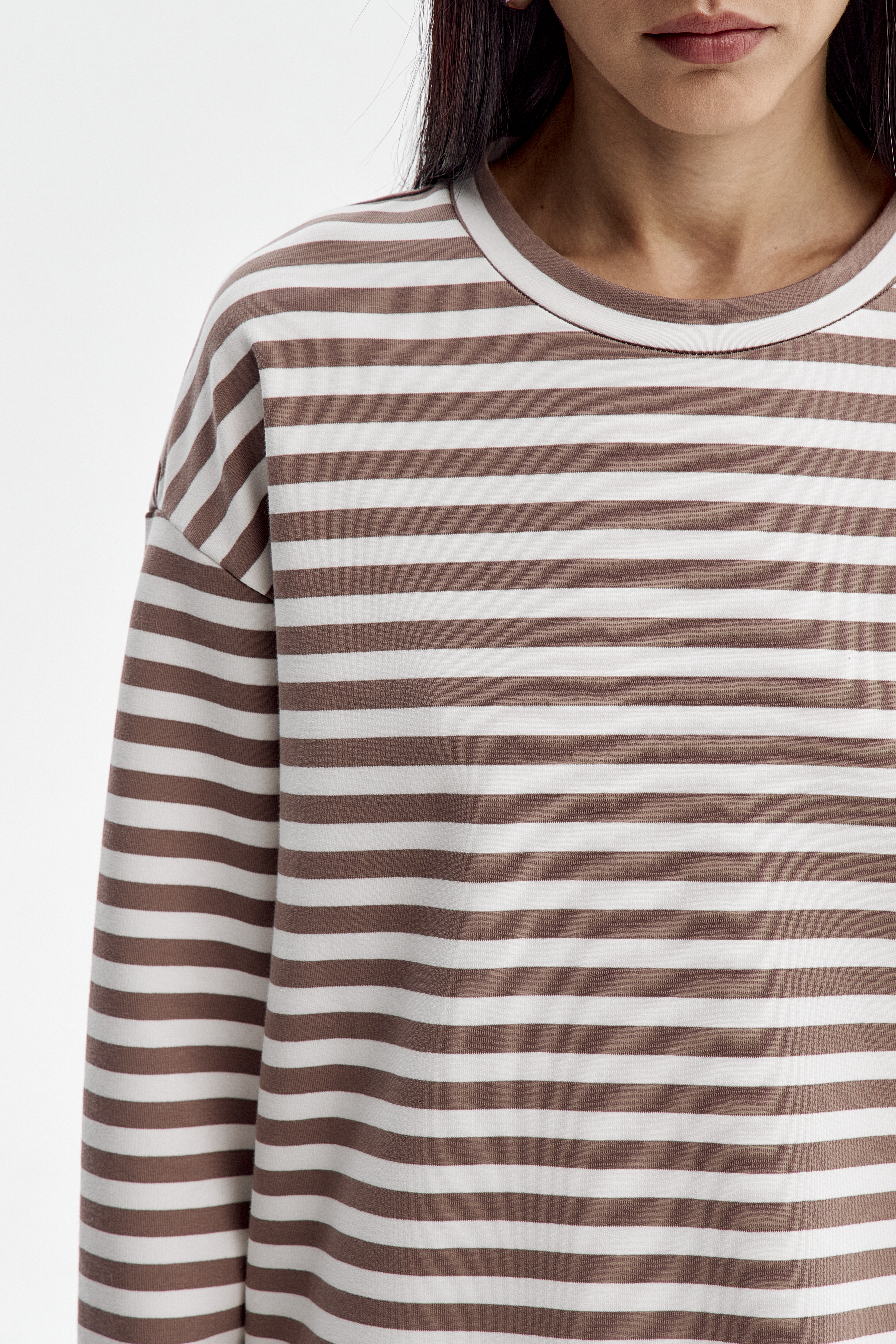 Лонгслив в полоску