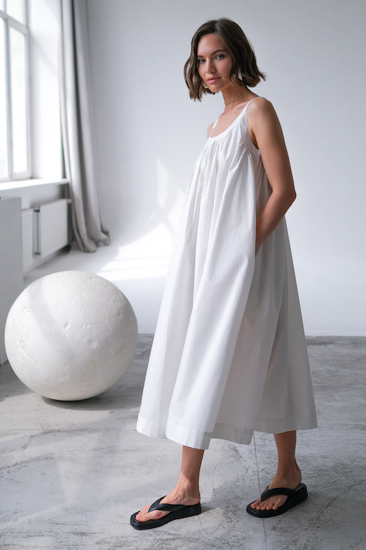 Сарафан из хлопка белый