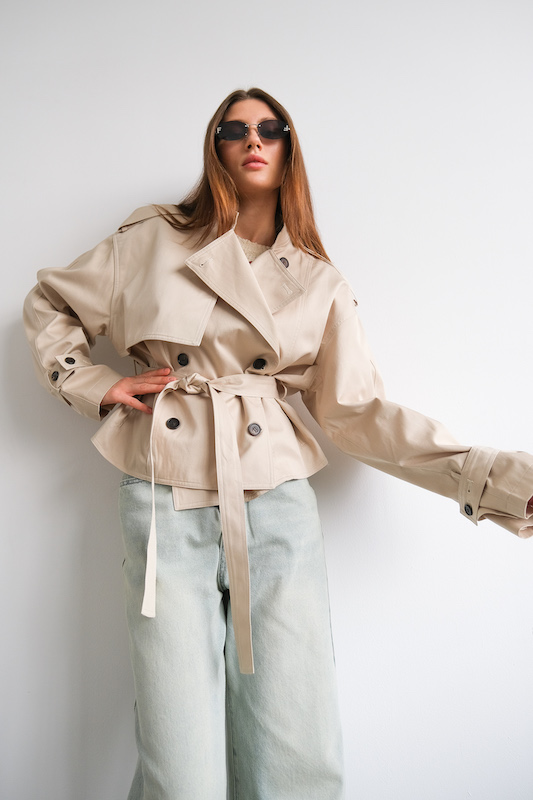 Короткий тренч