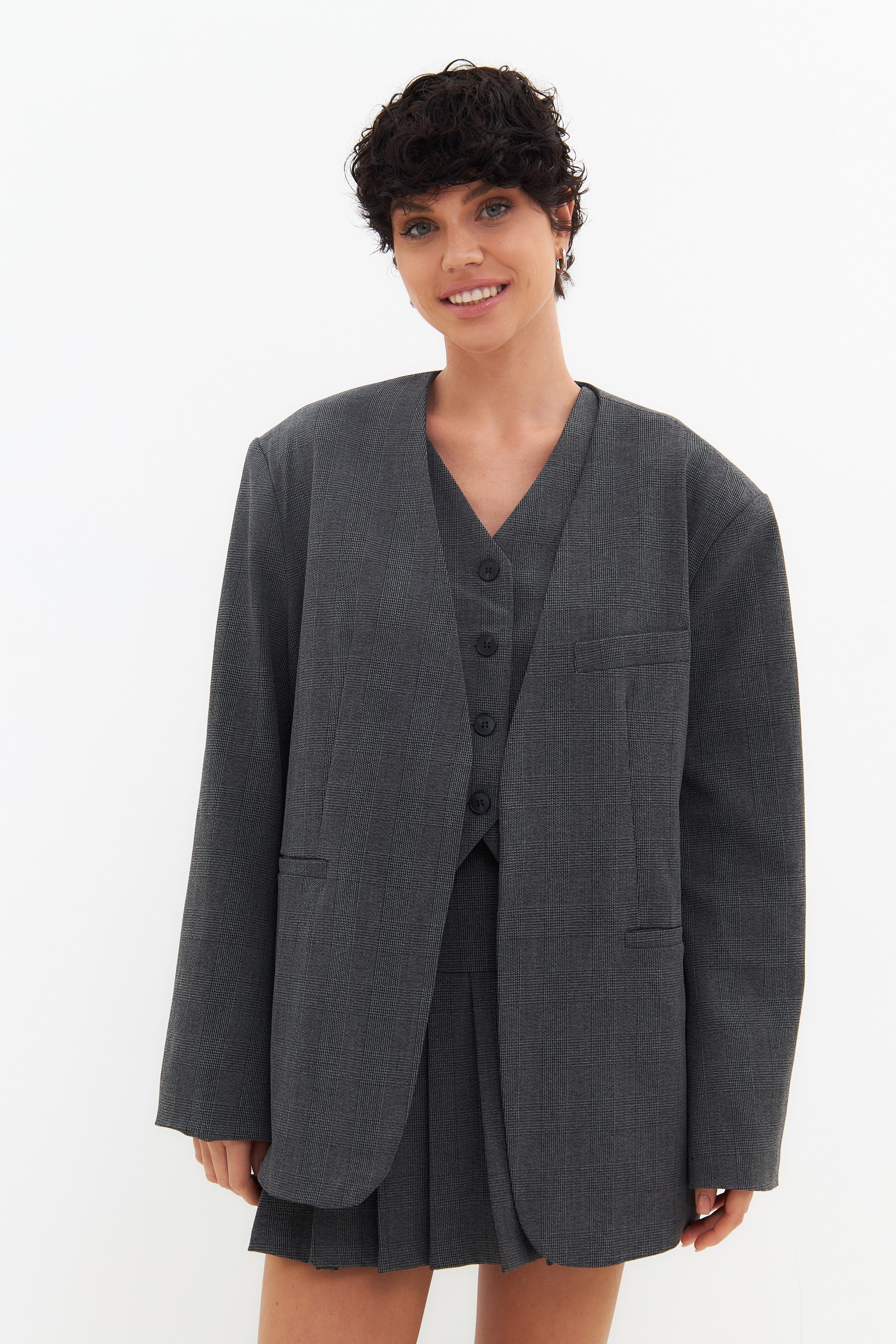 Жакет оверсайз без лацканов 