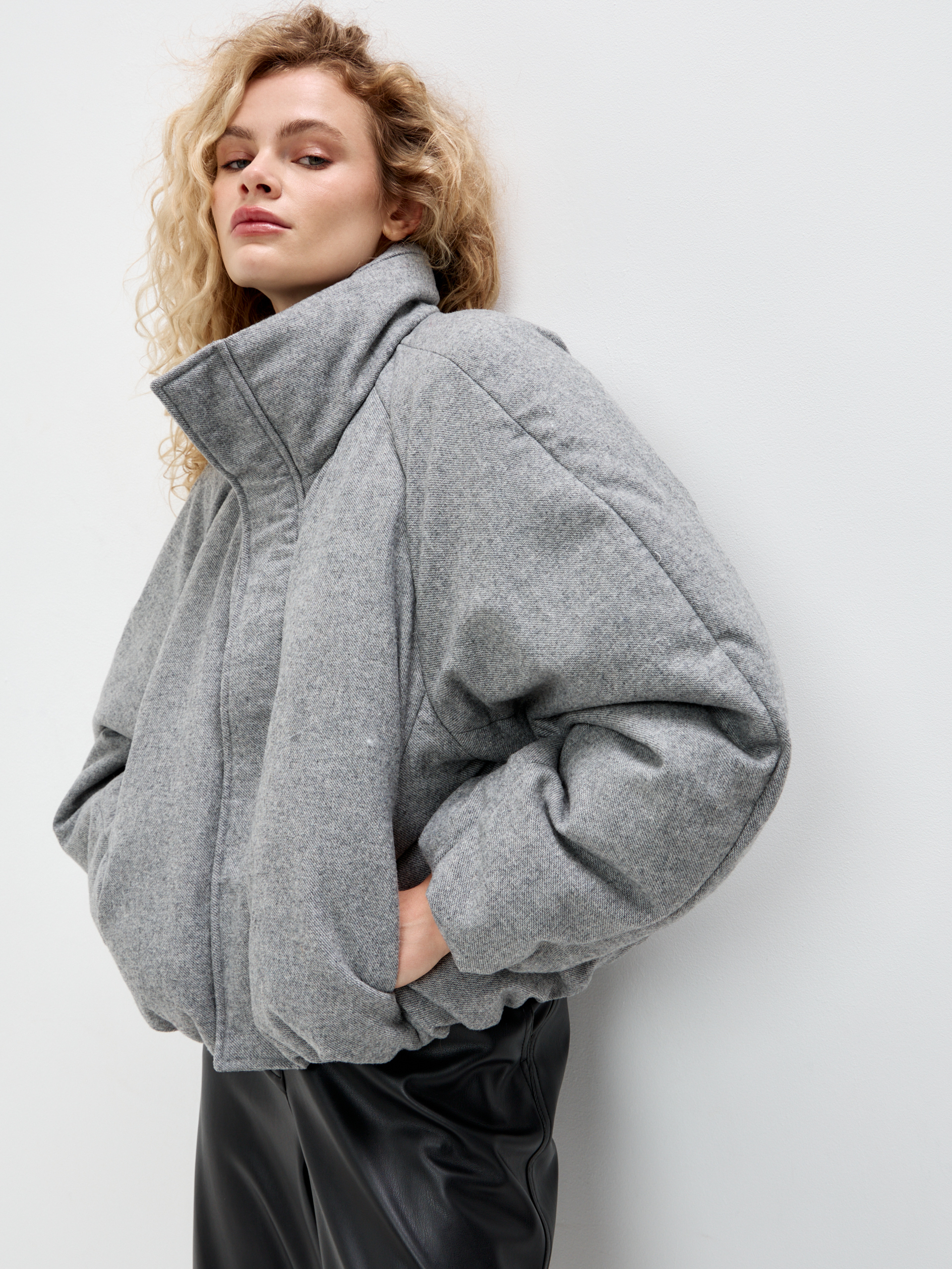  Пуховик из шерсти