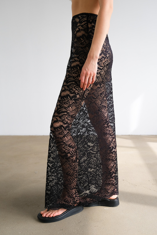 Юбка из кружева