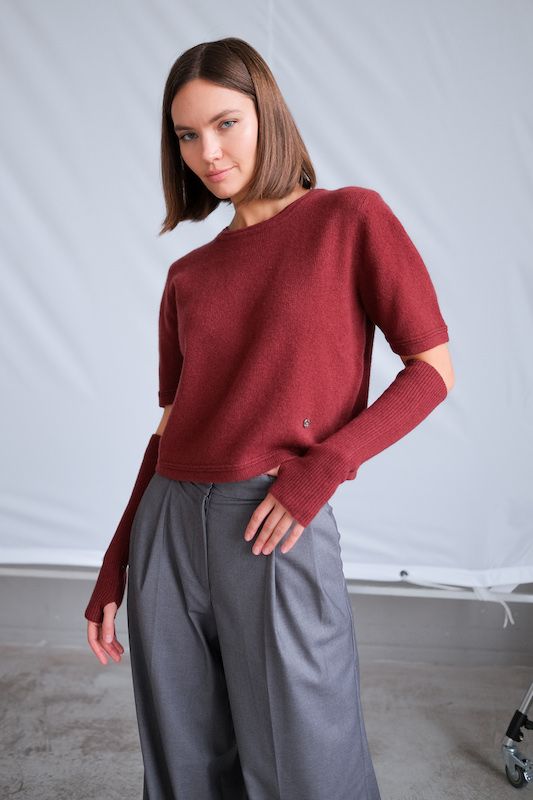 Топ с отдельными рукавами