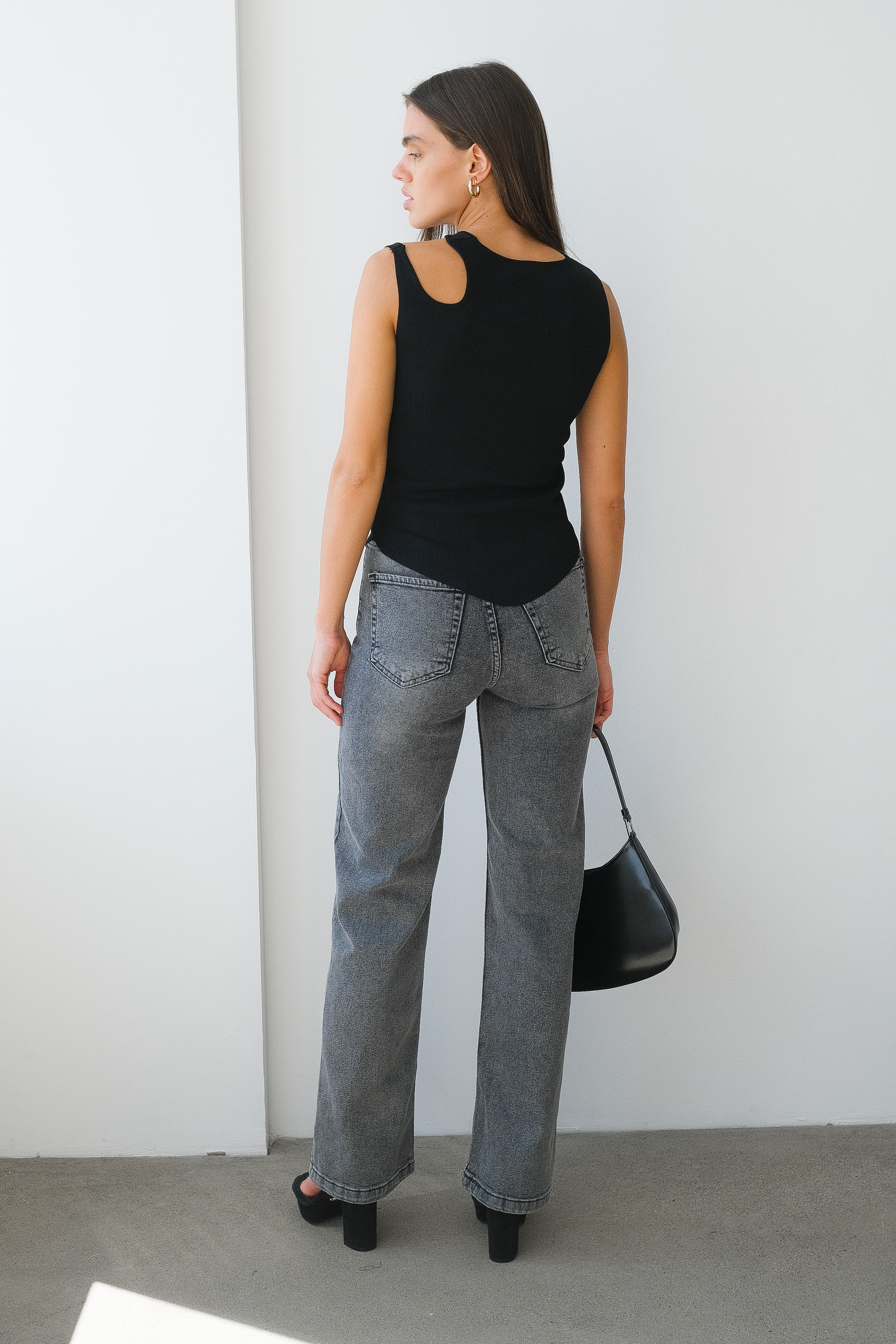 Майка с каплей черная