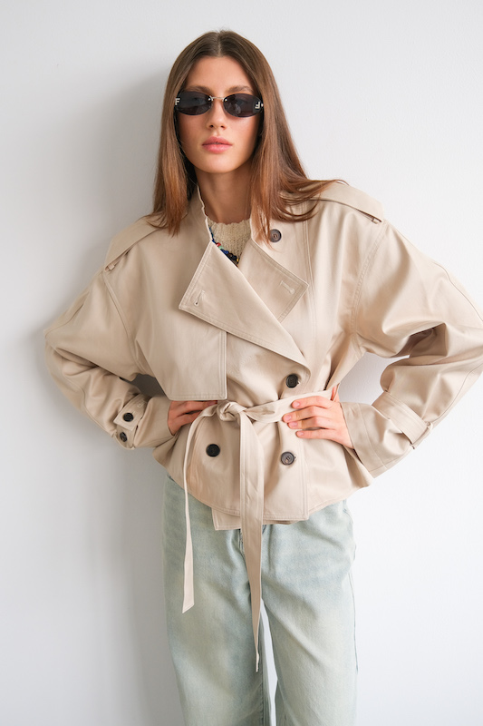 Короткий тренч