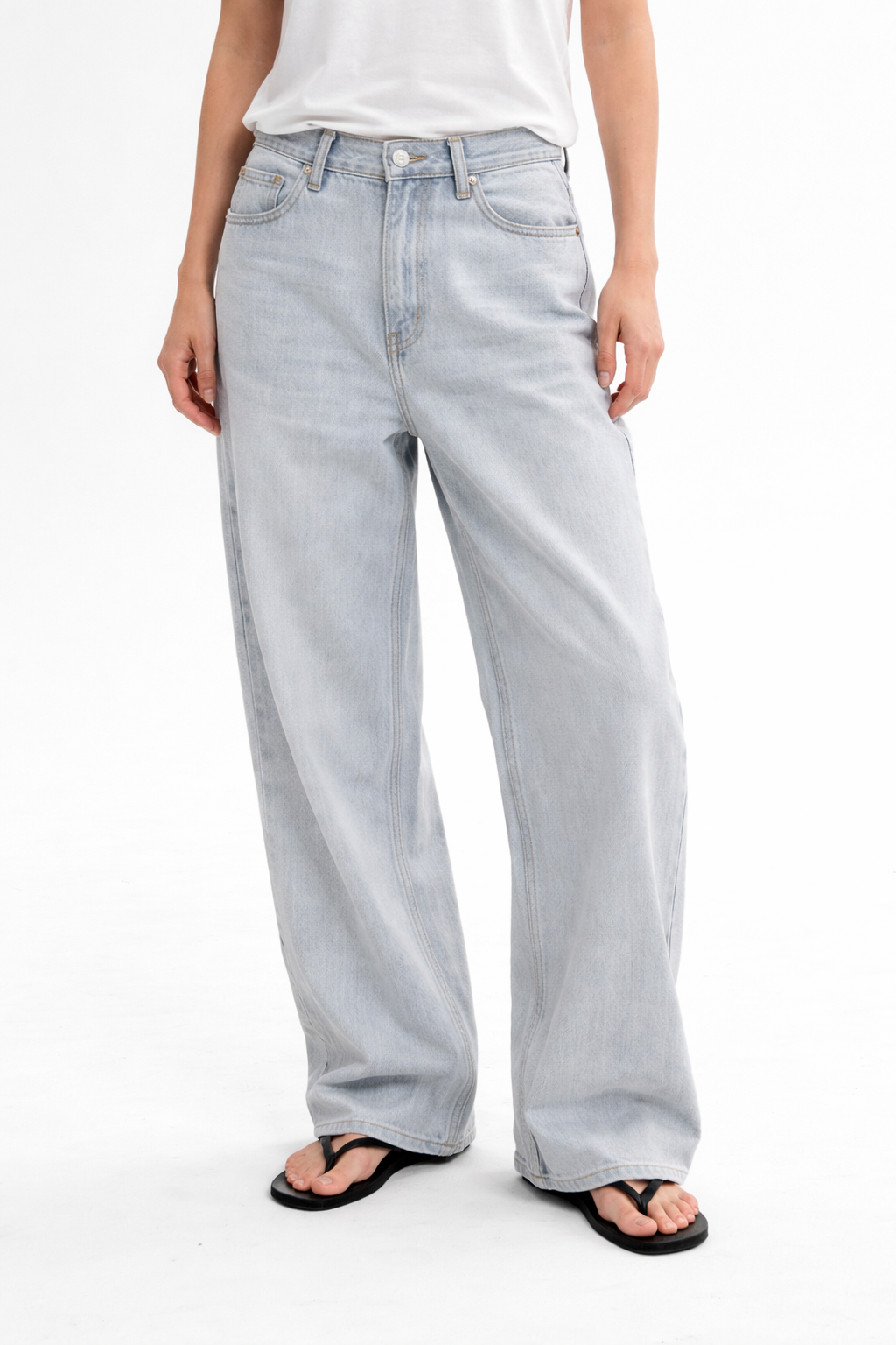 Джинсы серые