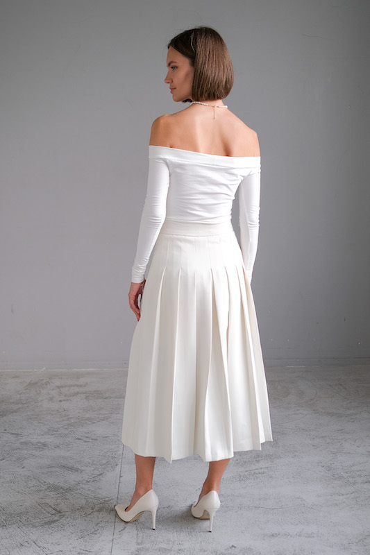 Топ с открытыми плечами