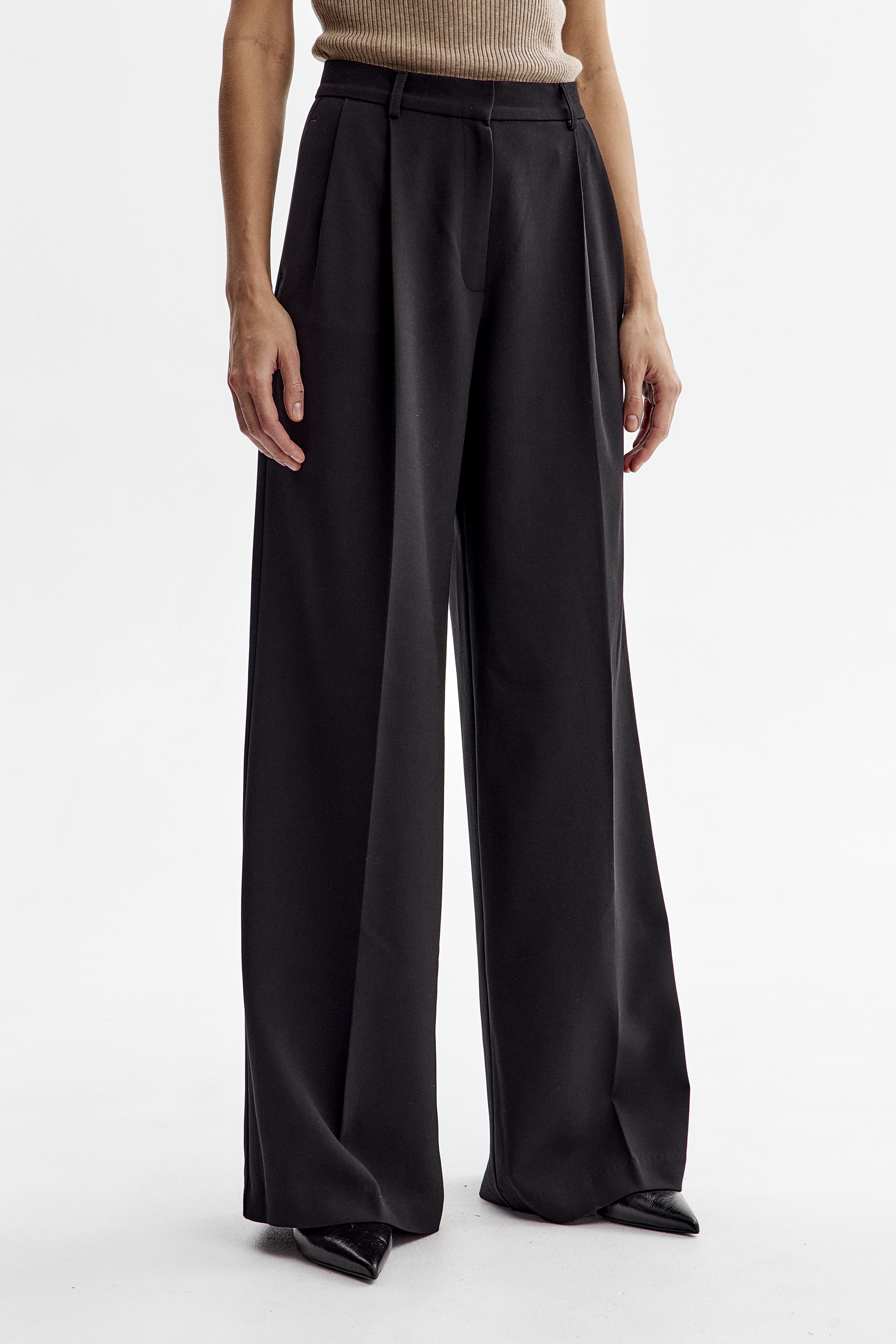 Брюки со стрелками