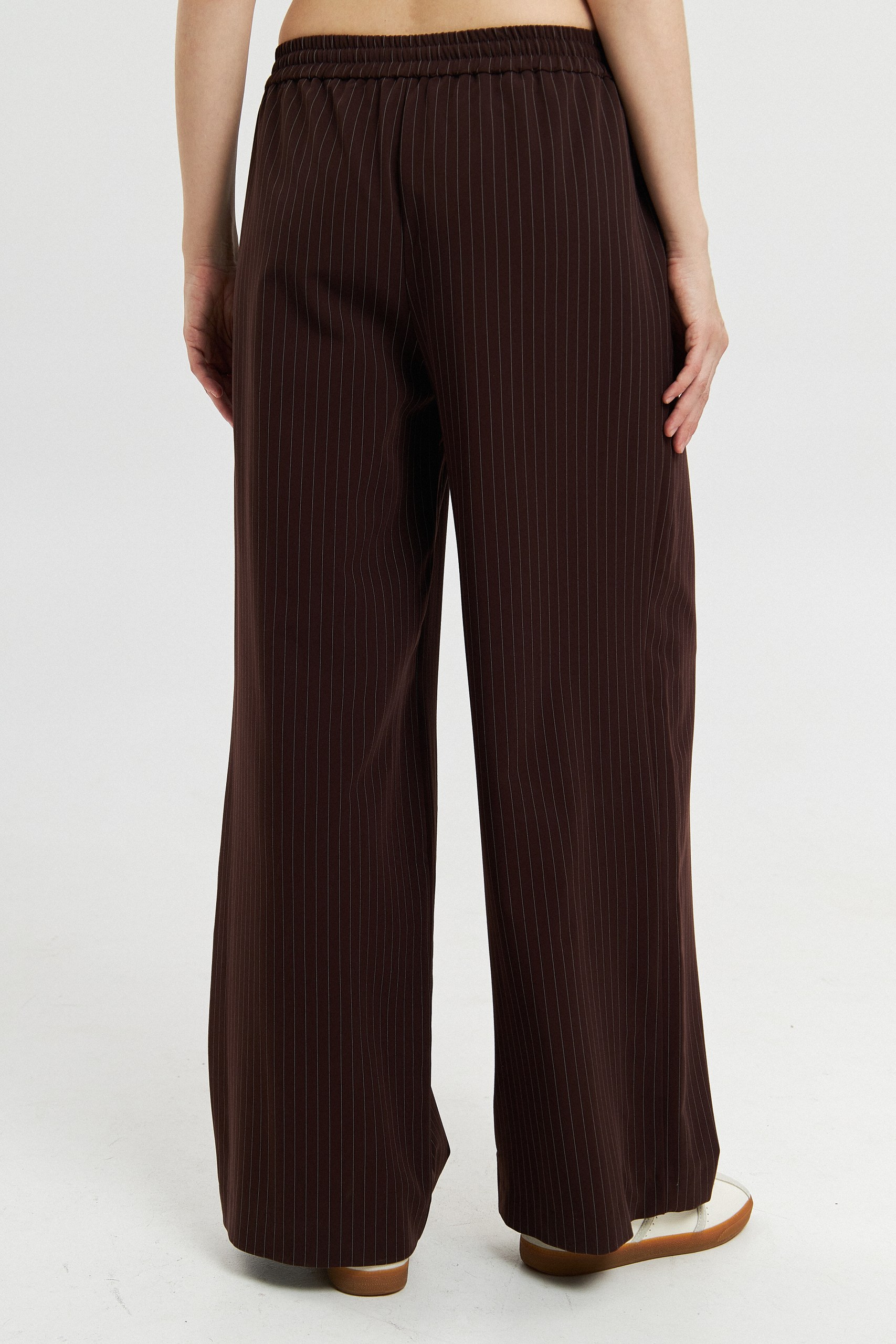 Брюки в полоску на резинке