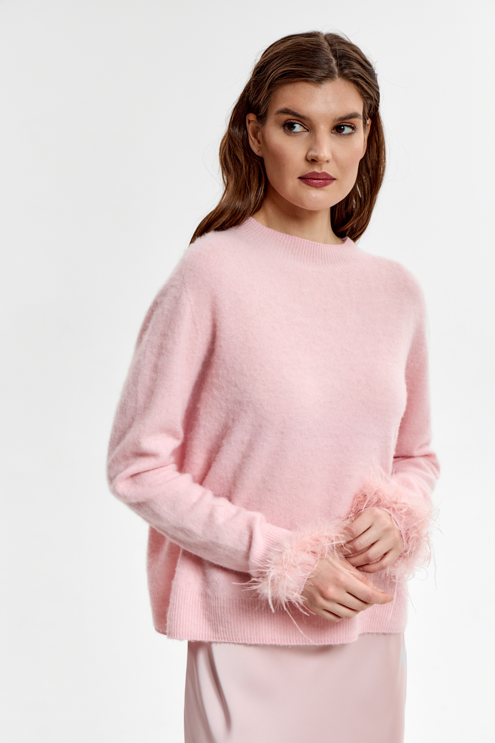  Джемпер с боа