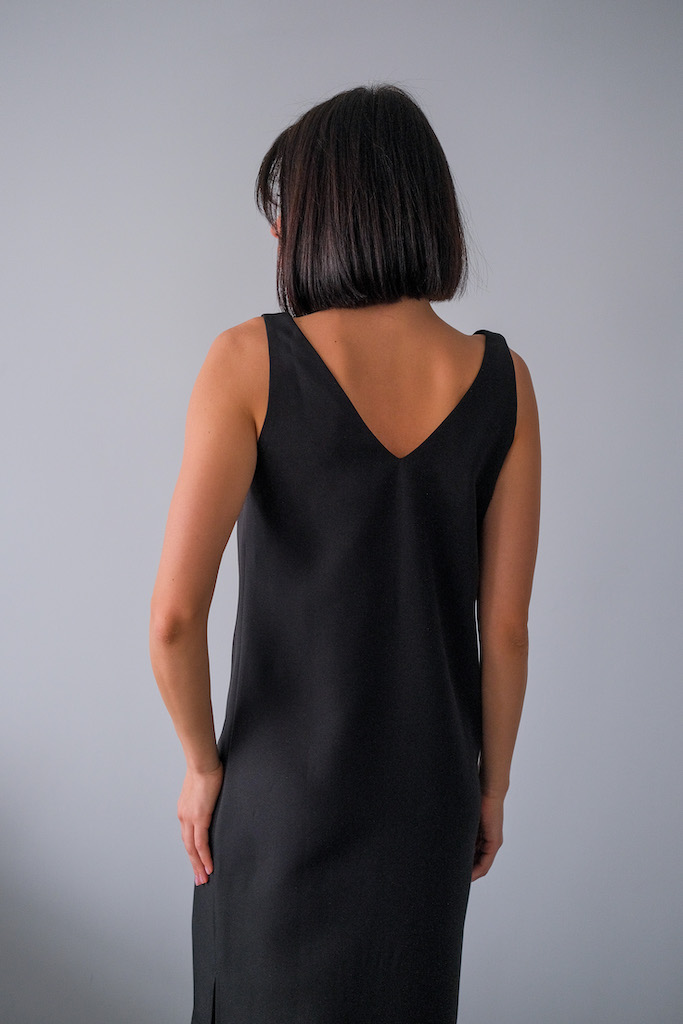 Платье длинное с поясом