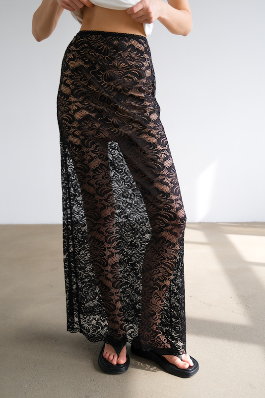 Юбка из кружева