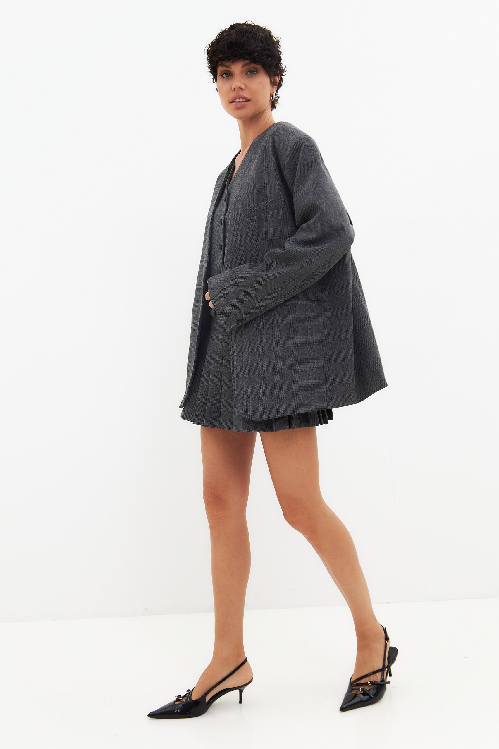 Жакет оверсайз без лацканов 