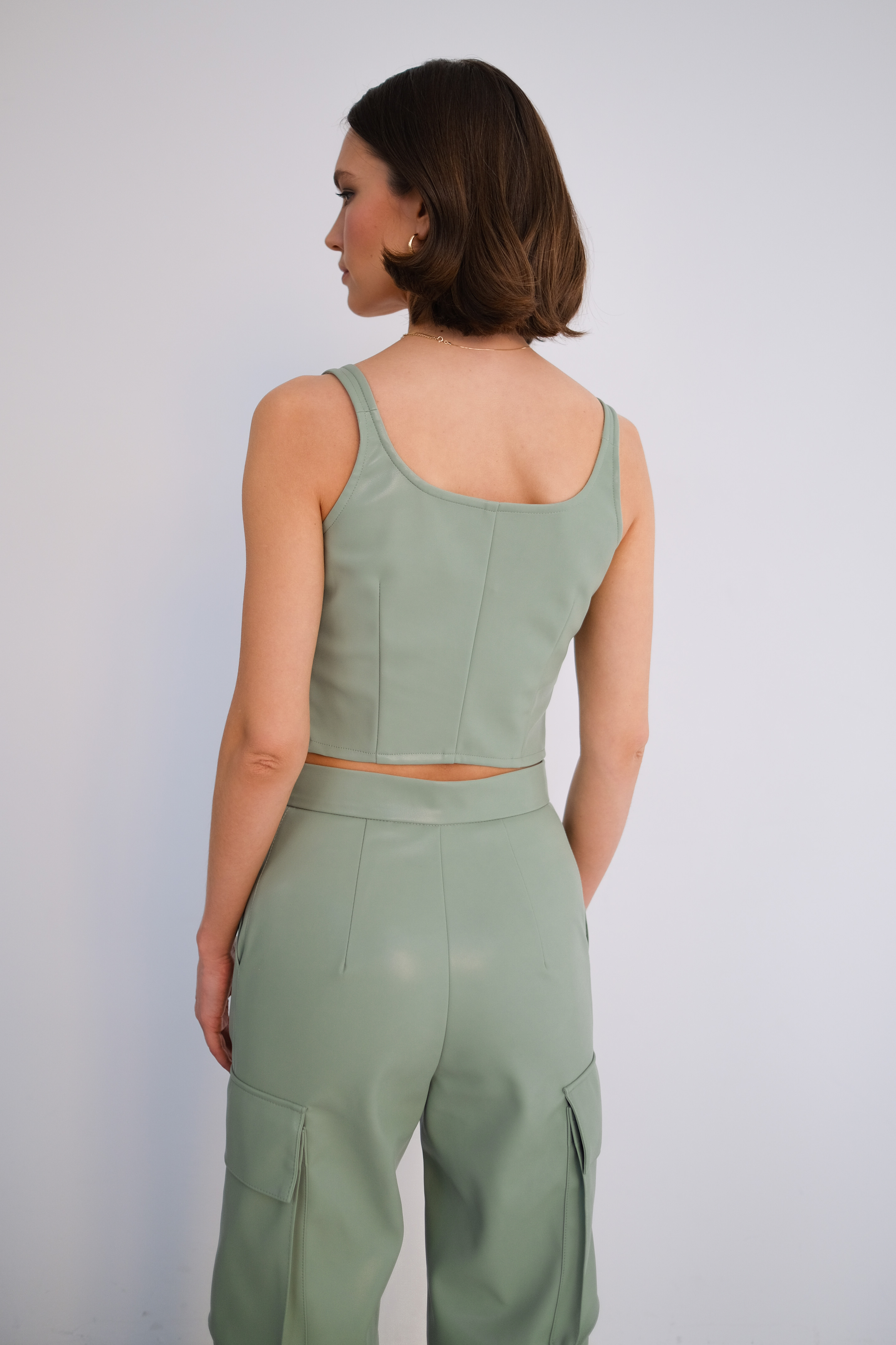 Топ из эко кожи фисташковый