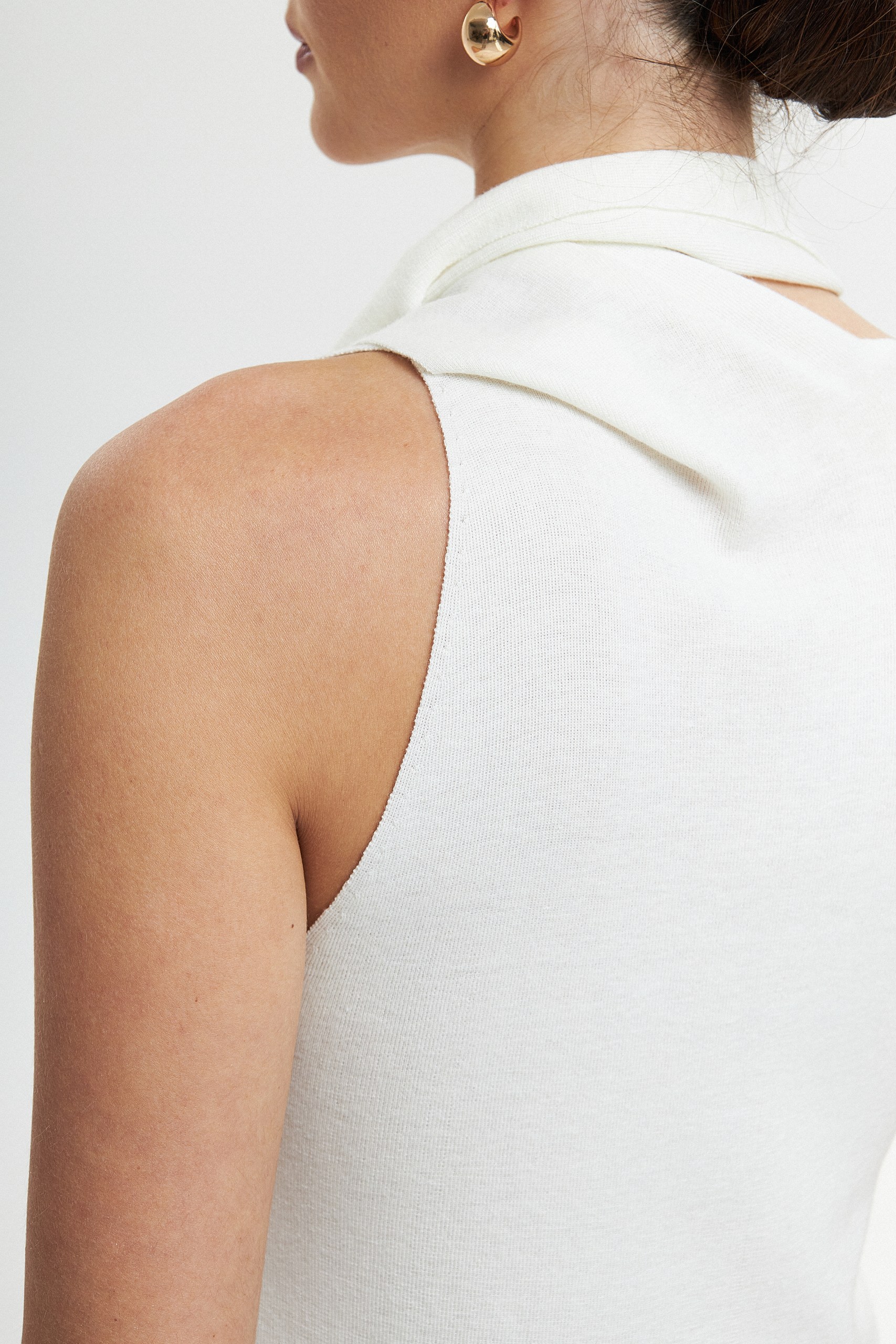 Топ с шарфом