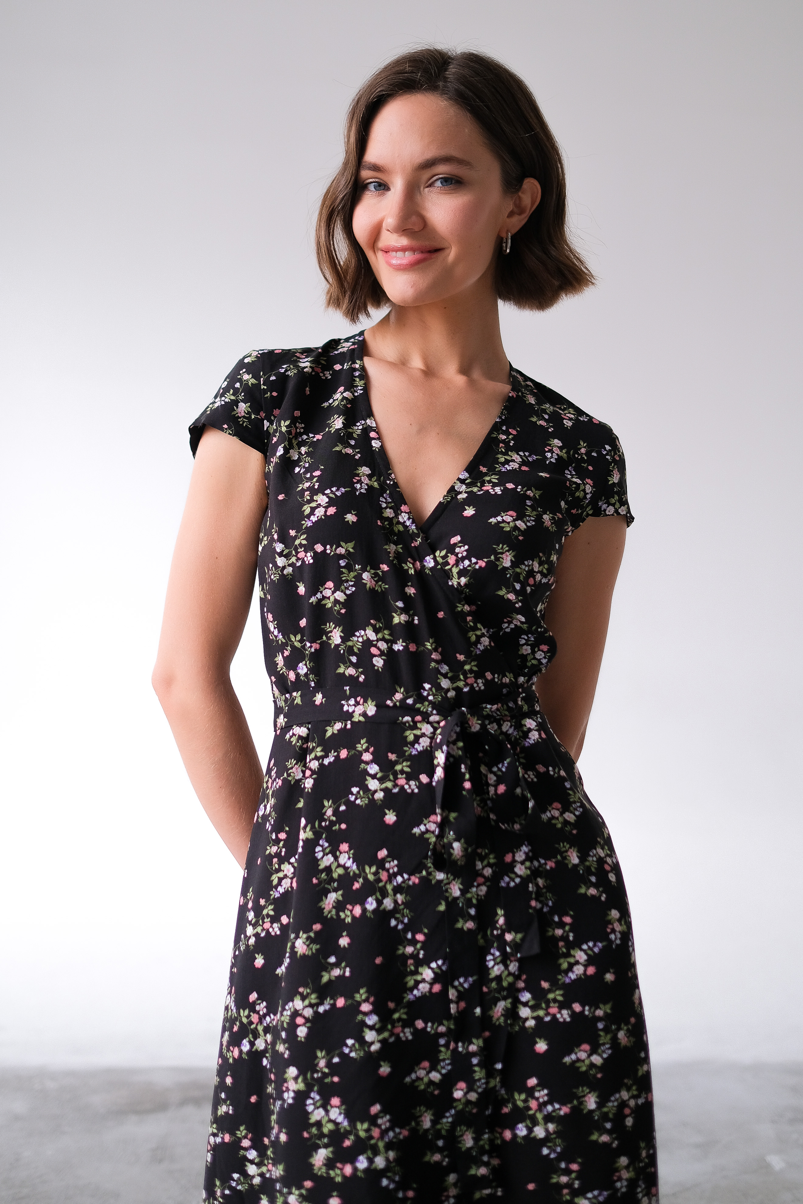 Платье запах в мелкий цветочек