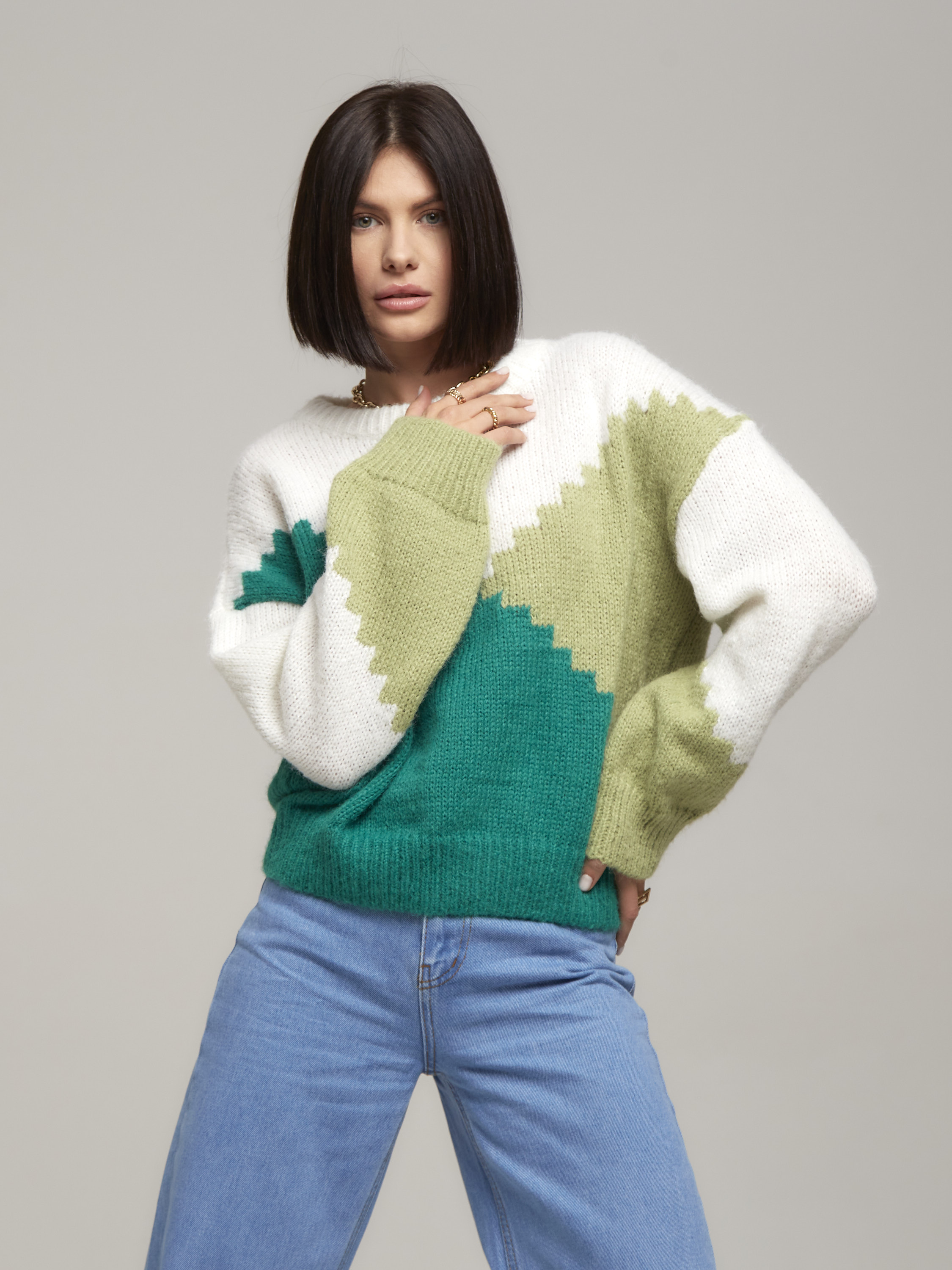 Джемпер с узором ромб