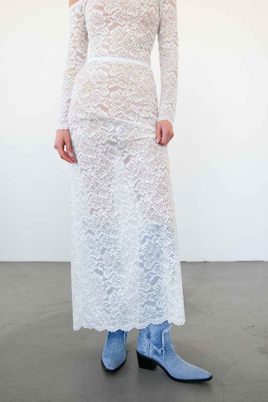 Юбка из кружева