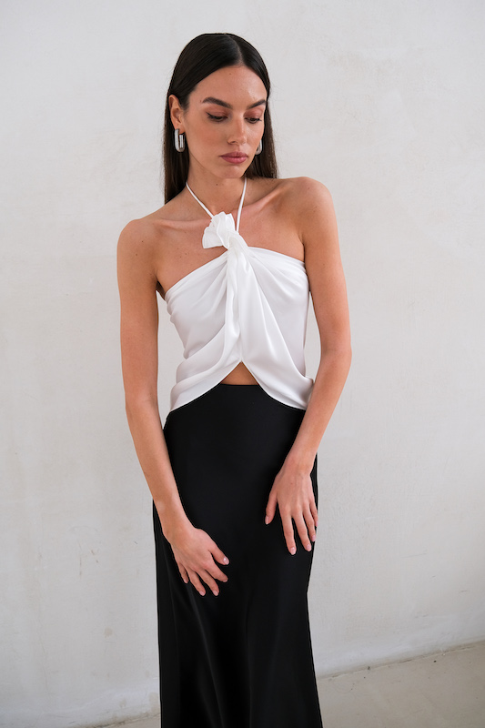 Топ с розой атласный