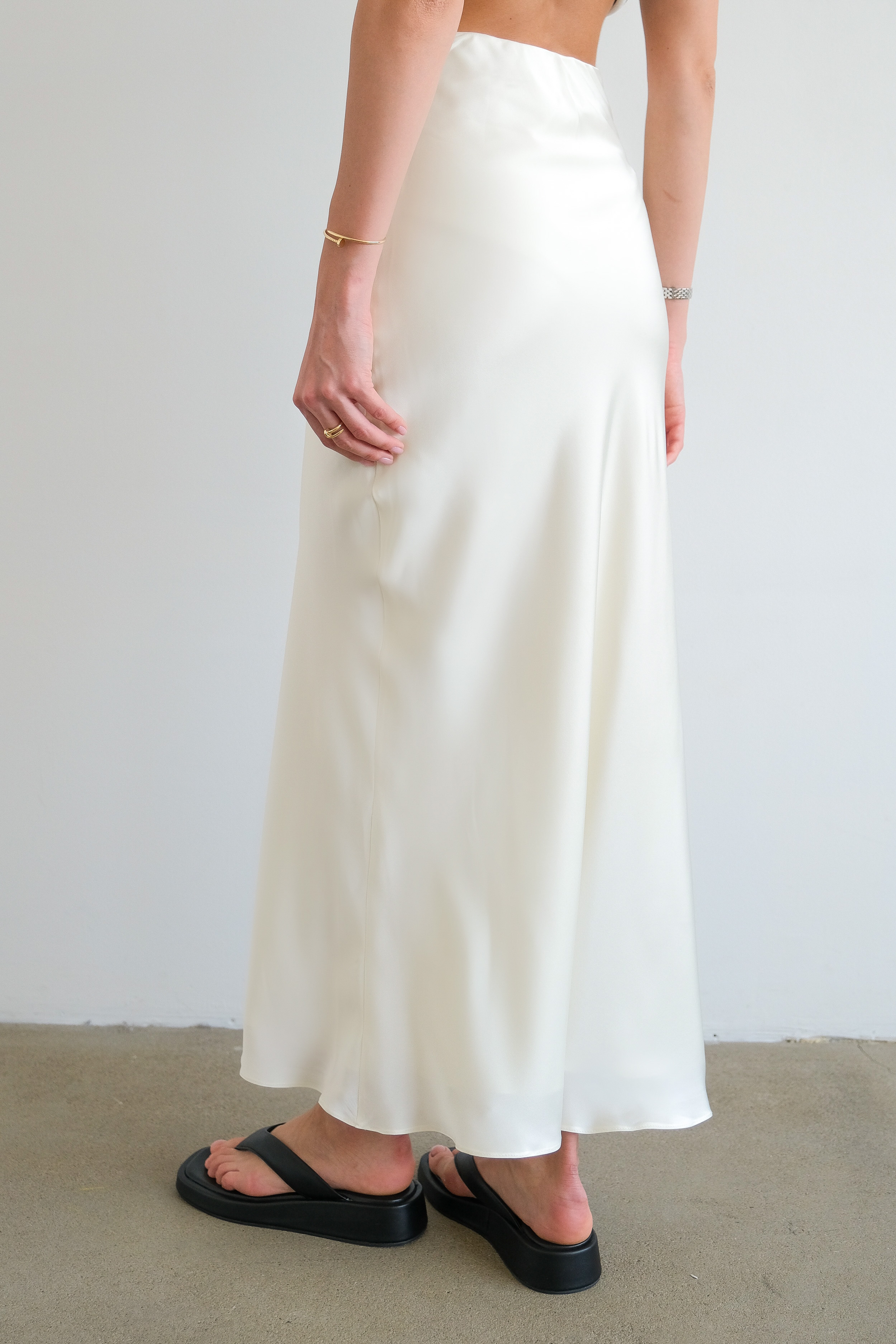 Юбка молочная макси