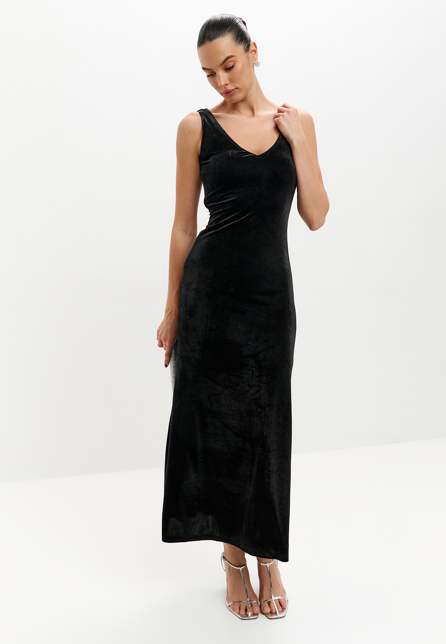 Платье бархатное макси