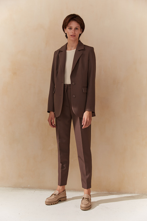 Жакет коричневый