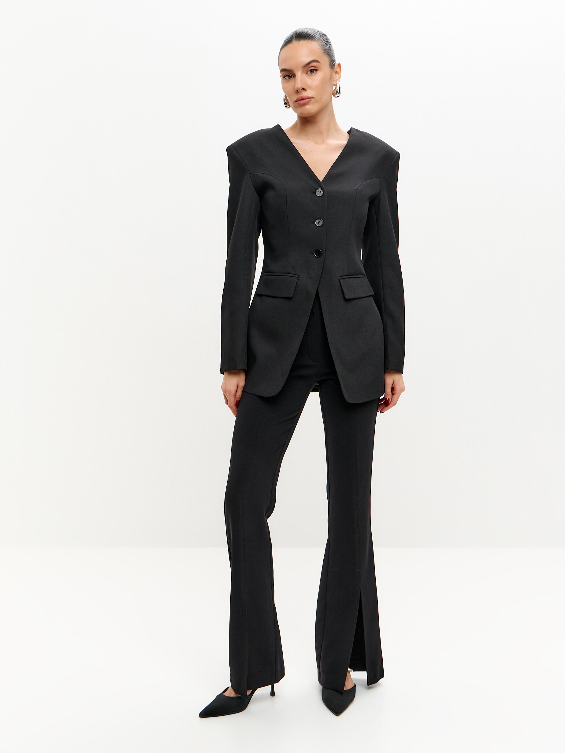 Жакет с вырезом на спине