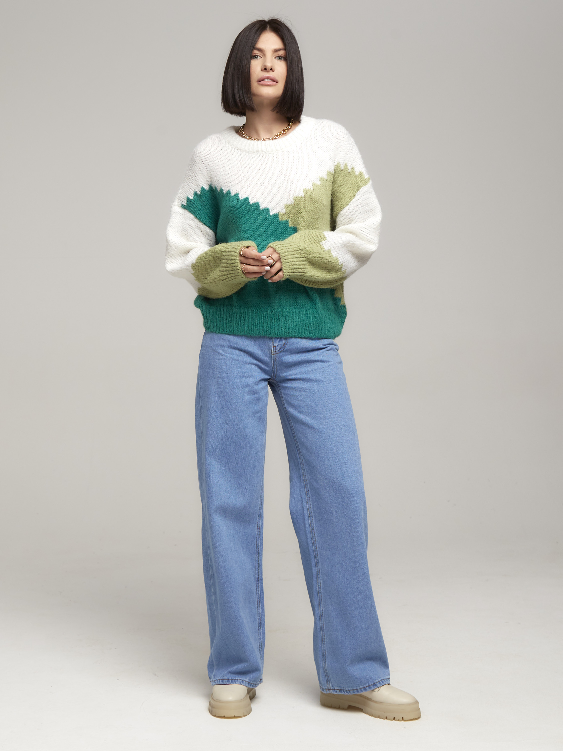 Джемпер с узором ромб