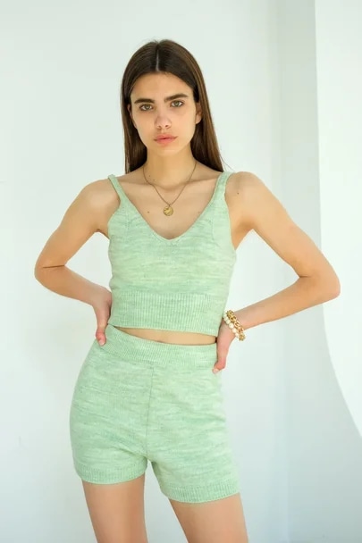 Шорты салатовые