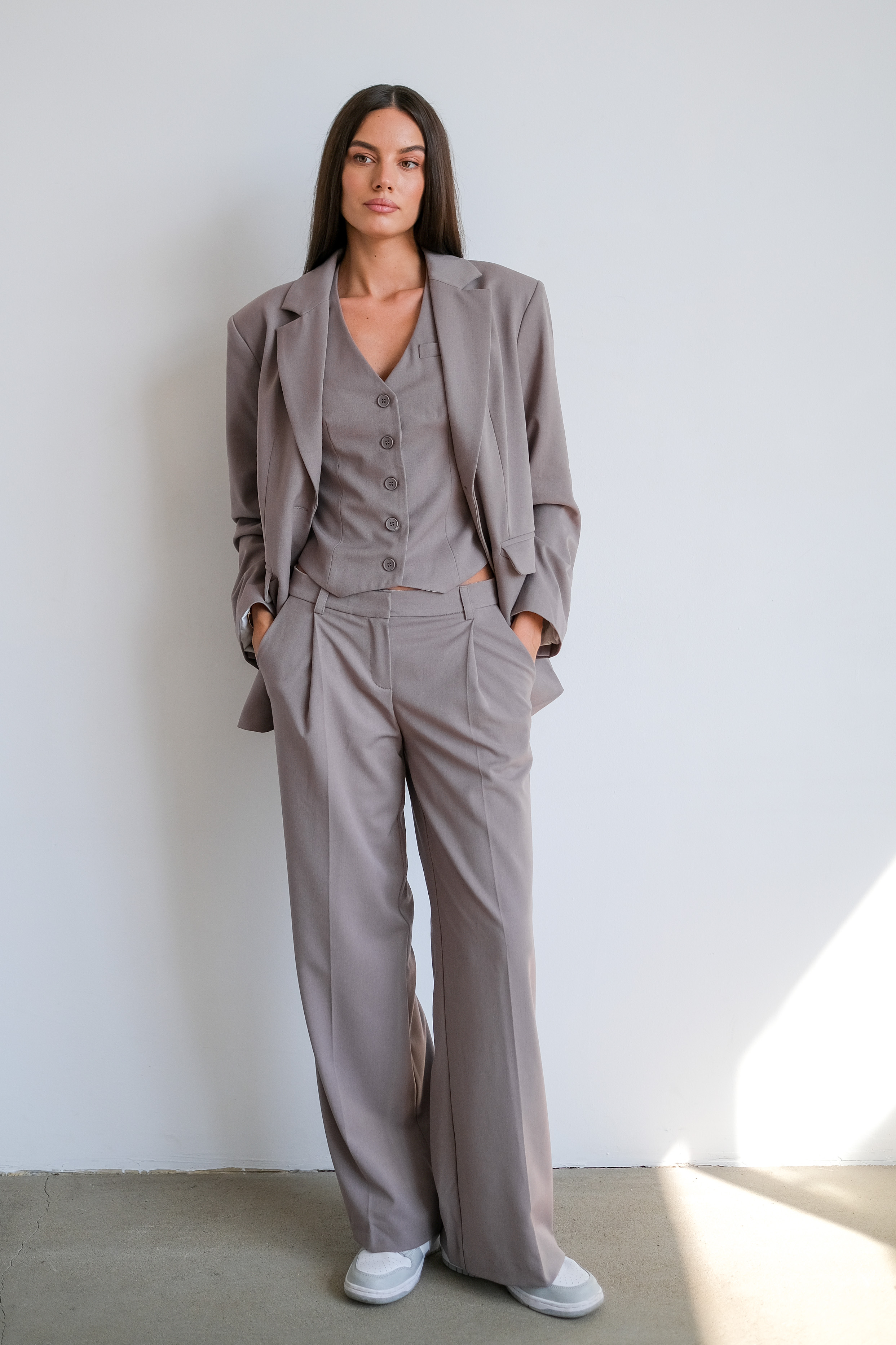 Жилет костюмный