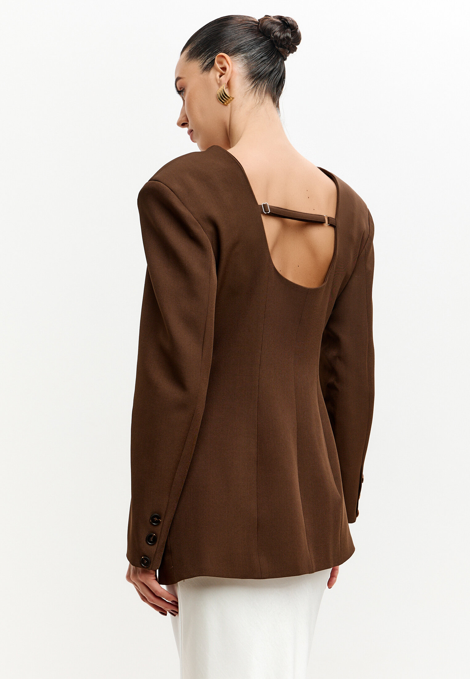  Жакет с вырезом на спине