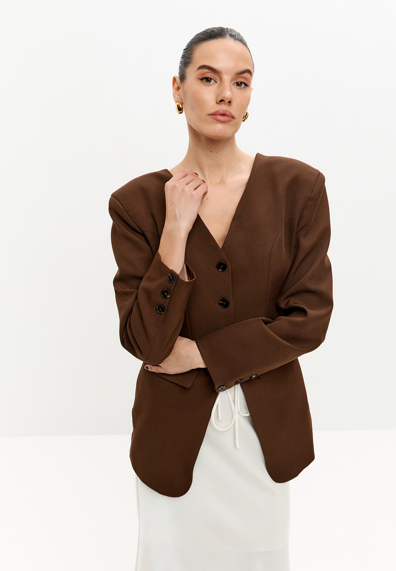  Жакет с вырезом на спине