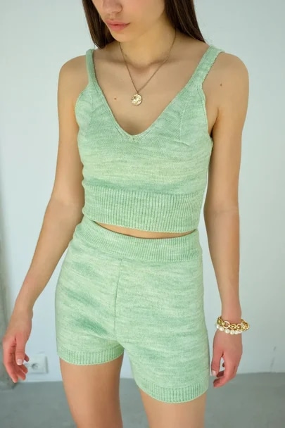 Шорты салатовые